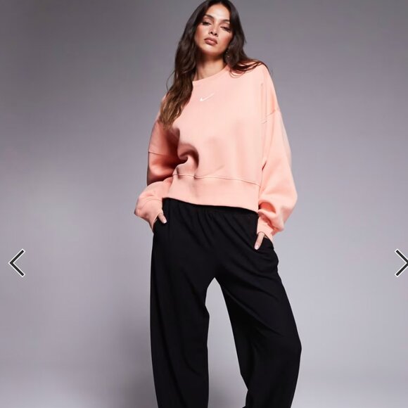Nike Oversized Cropped Phoenix Sweatshirt in Pale Pink, Size Medium - Picture 4 of 7